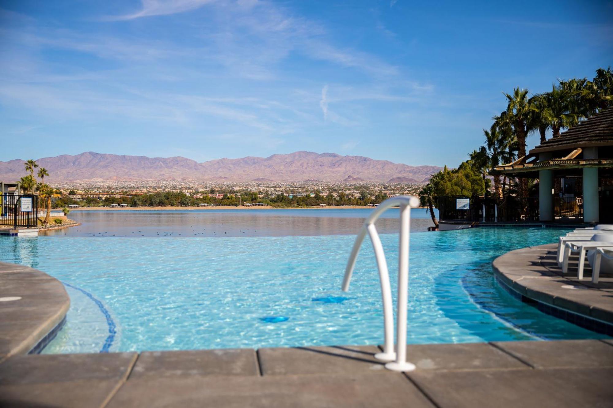 The Nautical Beachfront Resort Lake Havasu City Kültér fotó